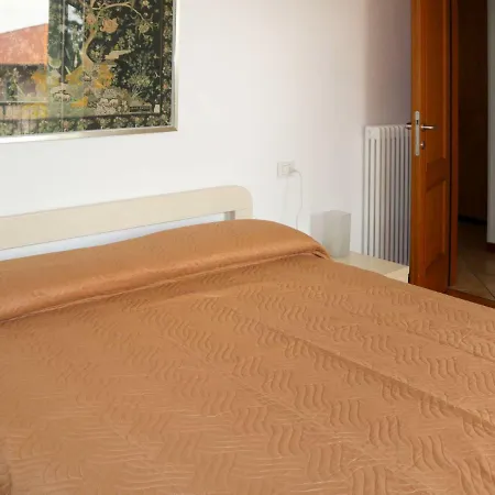 Le Camelie 137s * Lazise